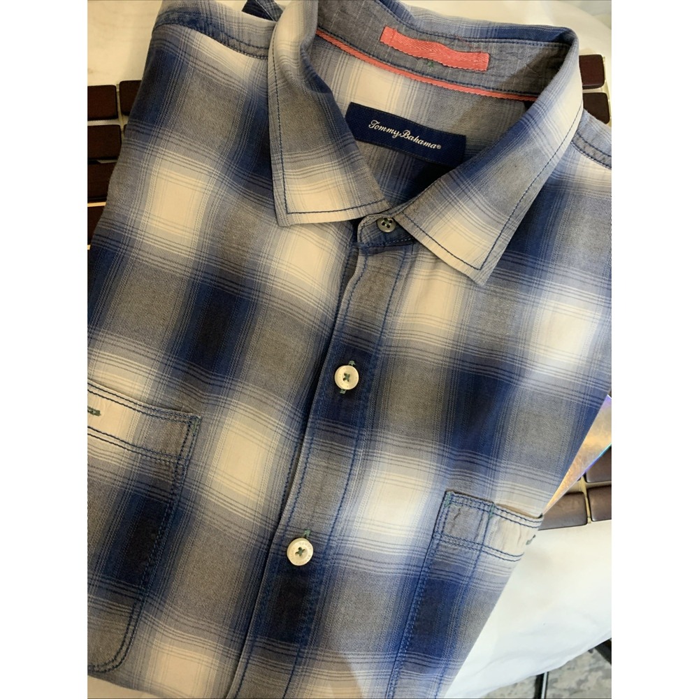 TOMMY BAHAMA Size XL Mens Cotton/Tencel Plaid Hawaiian Camp Shirt Blue SS Button